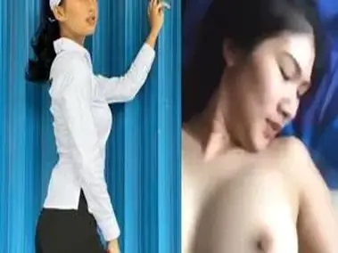 Dokumentasi Gadis Cantik Bersantai Di Kasur