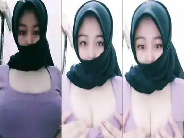 Dokumentasi Ukhti Hijab Cantik Bersantai Kasur